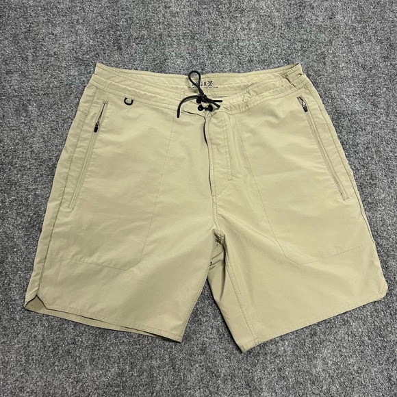 Roark Revival Other - Roark revival layover Packable 4-way stretch short men’s 32